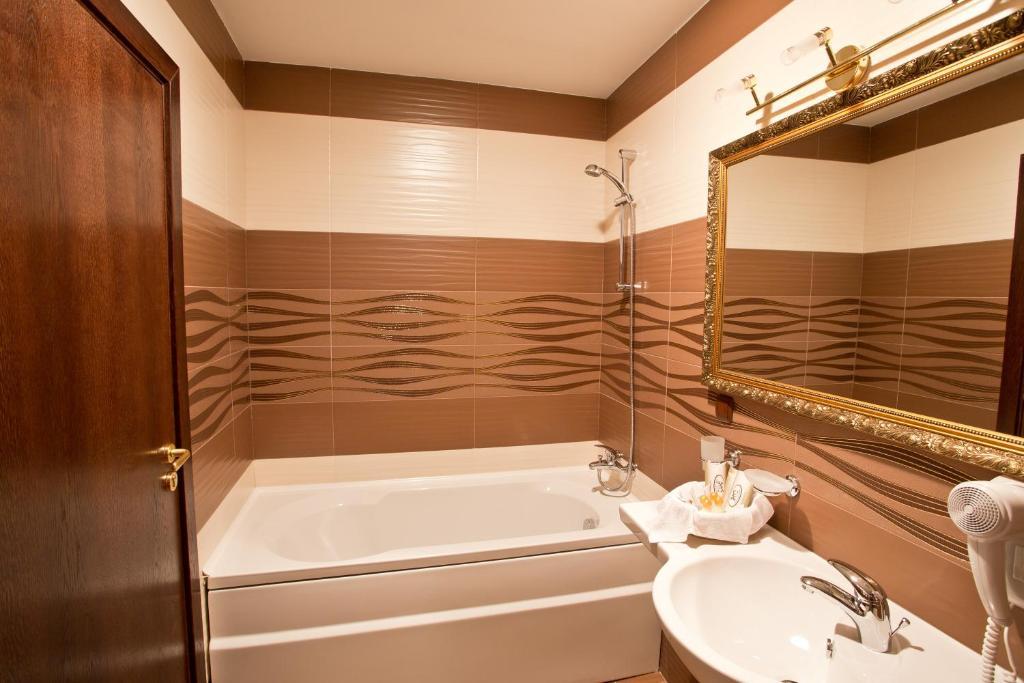 Hotel Diamond Казанлык Номер фото