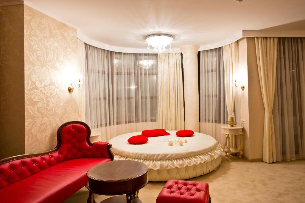 Hotel Diamond Казанлык Номер фото