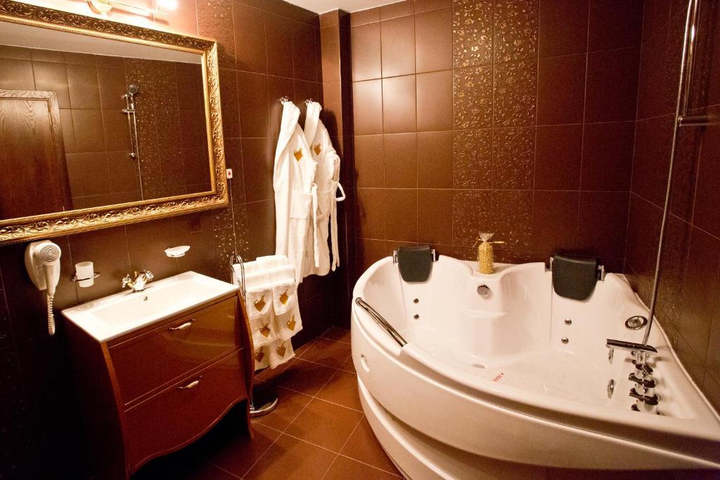 Hotel Diamond Казанлык Номер фото